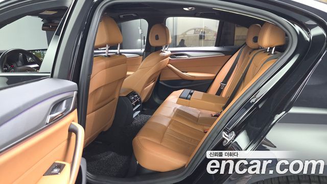 BMW 5-Series 530i M Sport Package