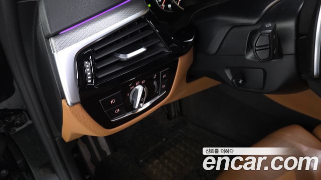 BMW 5-Series 530i M Sport Package