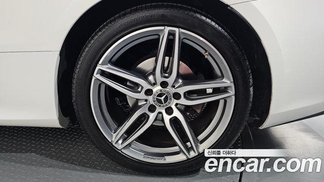 Mercedes-Benz E-Class E220d Cabriolet