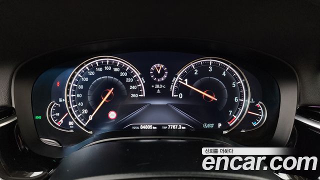 BMW 5-Series 520i Luxury