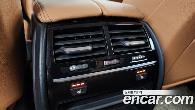 BMW 5-Series 520i Luxury