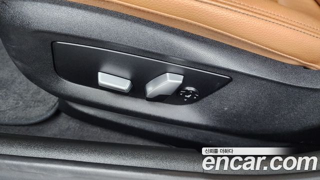 BMW 5-Series 520i Luxury