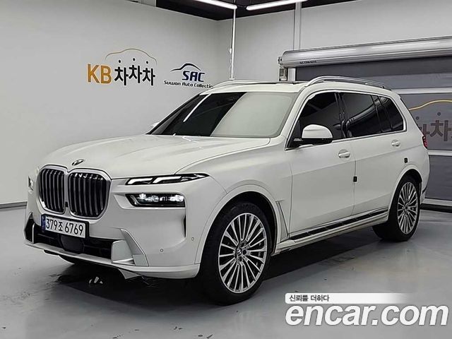 BMW X7 xDrive 40i Design Pure Excellence 7-Seater