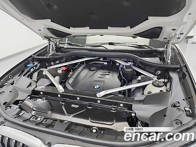 BMW X7 xDrive 40i Design Pure Excellence 7-Seater