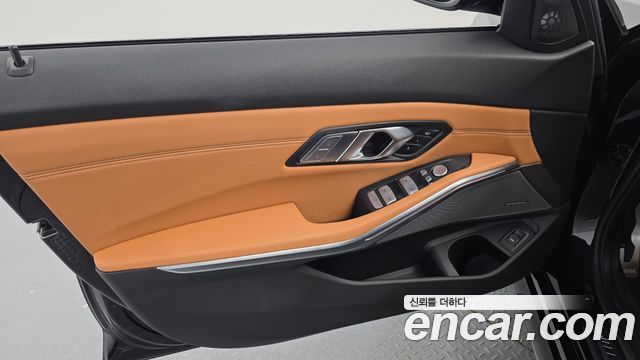 BMW 3-Series M340i Pro