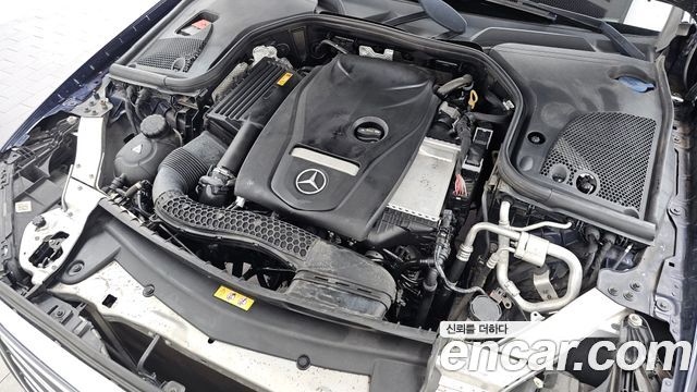 Mercedes-Benz E-Class E300 Exclusive