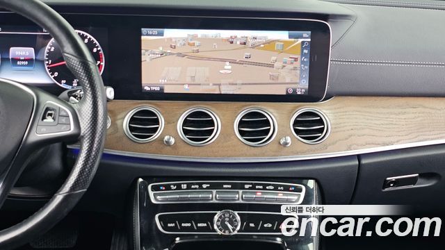 Mercedes-Benz E-Class E300 Exclusive