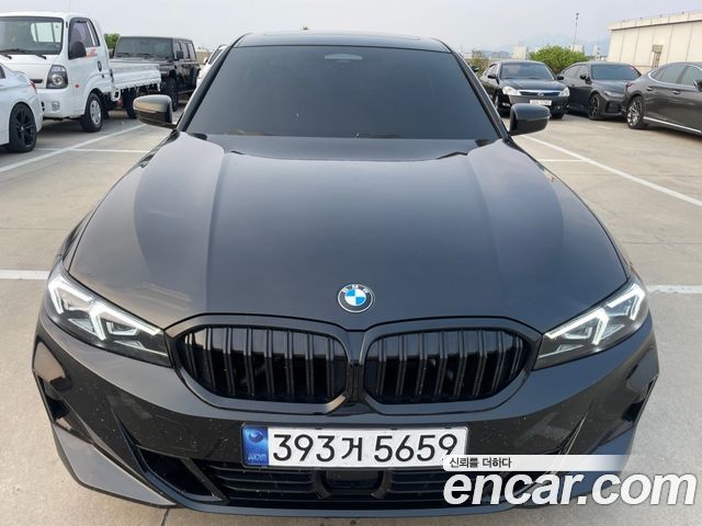 BMW 3-Series 320i