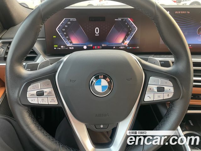 BMW 3-Series 320i