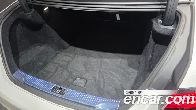 Mercedes-Benz S-Class S500L 4MATIC