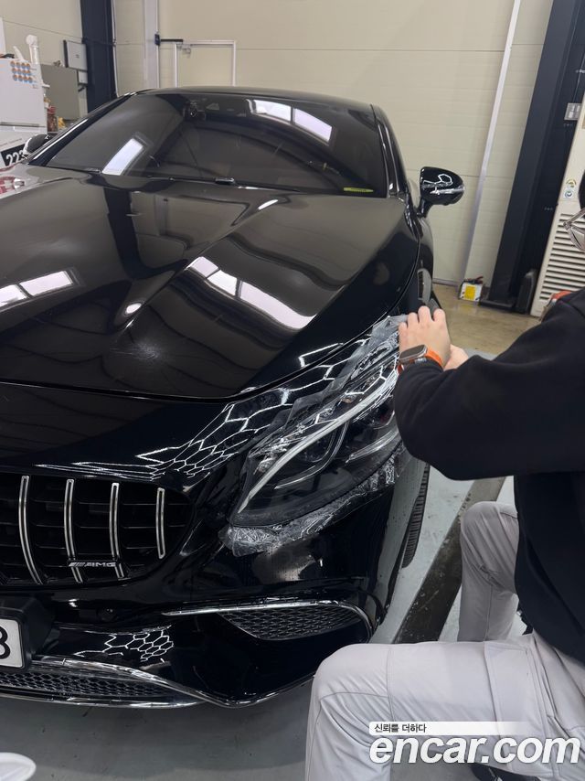 Mercedes-Benz S-Class S63 AMG 4MATIC Coupe