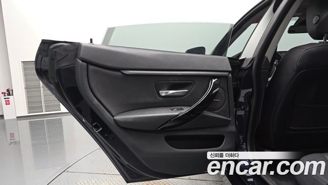 BMW 4-Series 420i Gran Coupe Special Edition