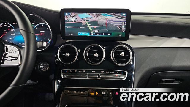 Mercedes-Benz GLC-Class GLC220 d 4MATIC