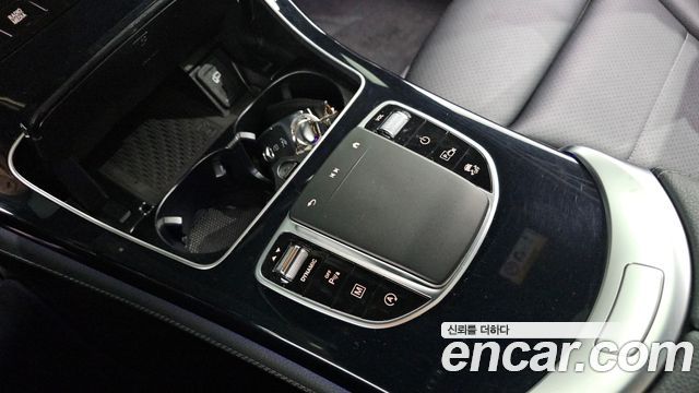 Mercedes-Benz GLC-Class GLC220 d 4MATIC