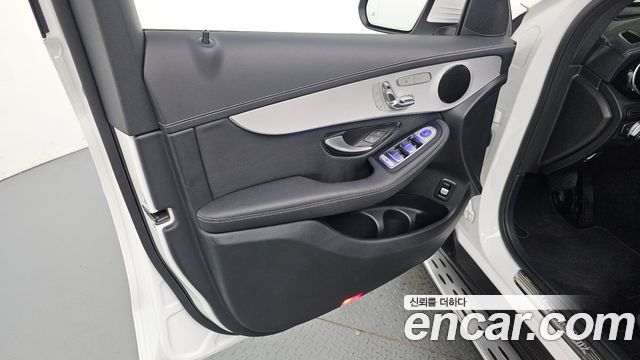 Mercedes-Benz GLC-Class GLC220 d 4MATIC