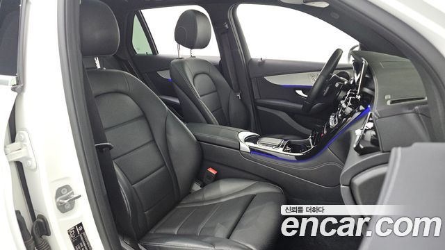 Mercedes-Benz GLC-Class GLC220 d 4MATIC