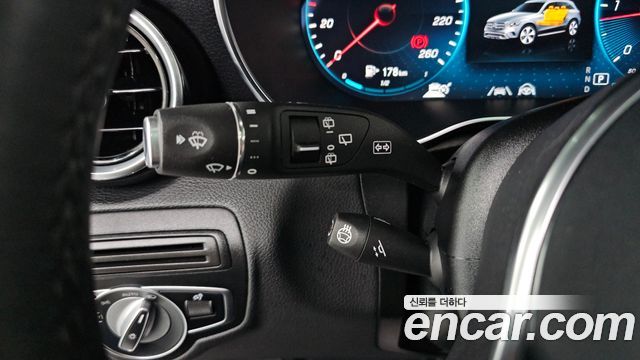 Mercedes-Benz GLC-Class GLC220 d 4MATIC