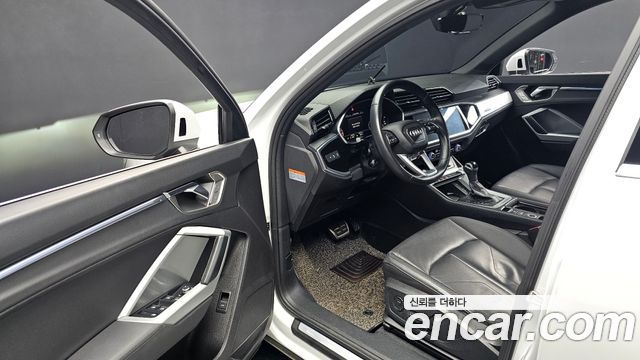 Audi Q3 35 TDI Premium