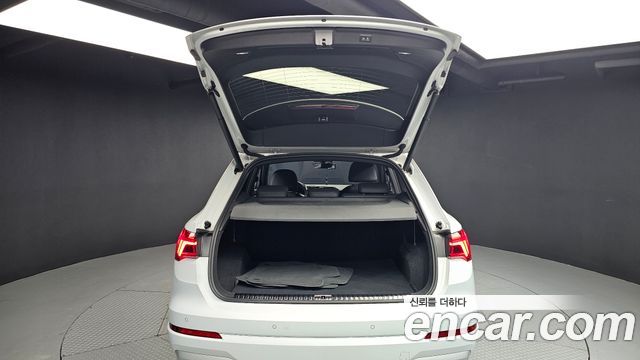 Audi Q3 35 TDI Premium