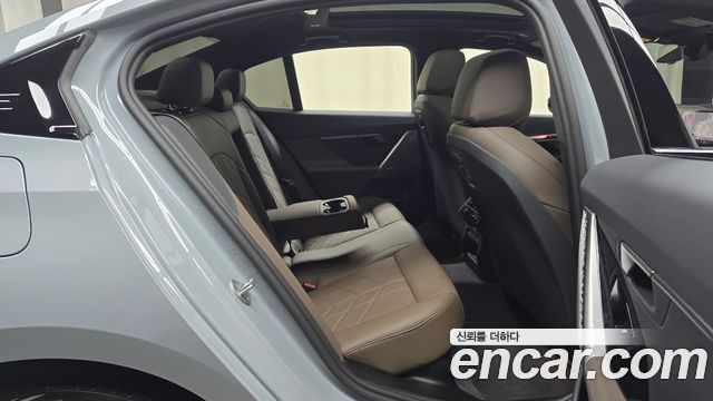 BMW 5-Series 523d xDrive M Sport