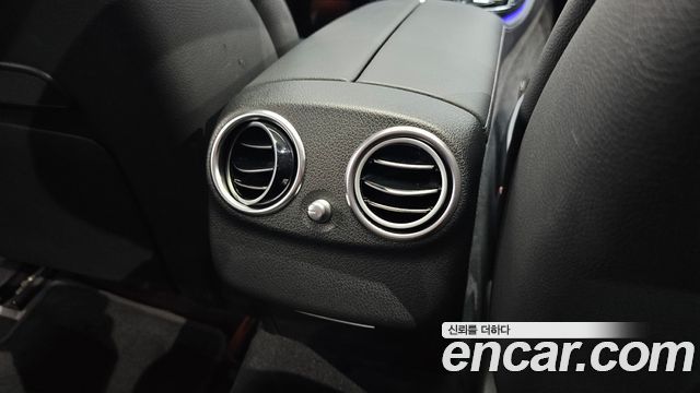 Mercedes-Benz E-Class E300 4MATIC Avnatgarde