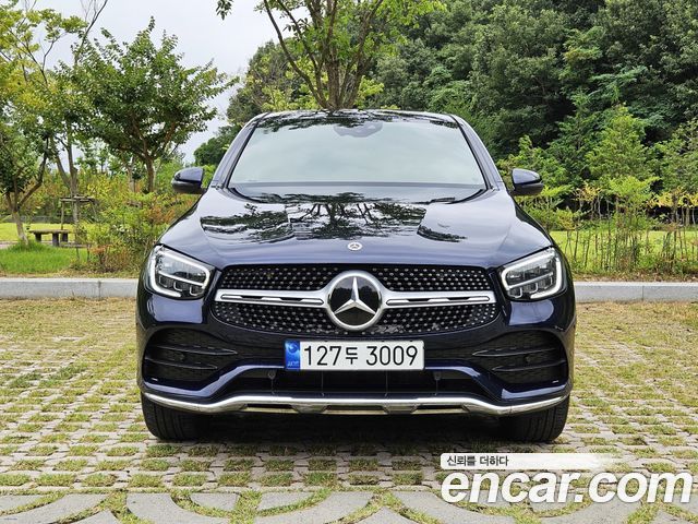 Mercedes-Benz GLC-Class GLC300e 4MATIC Coupe