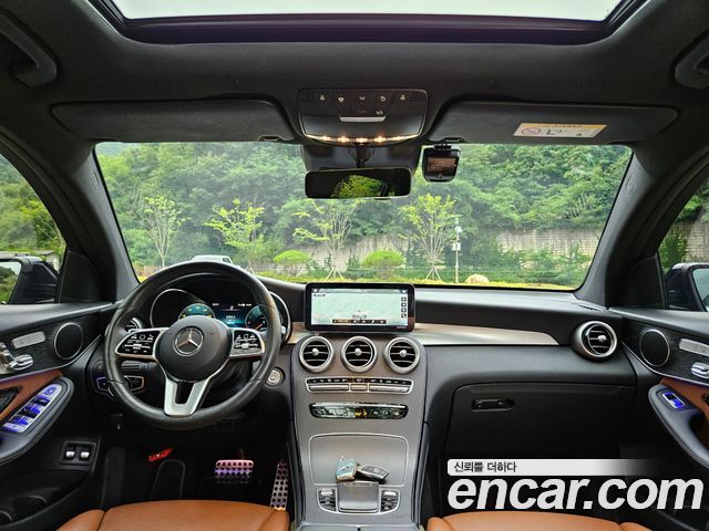 Mercedes-Benz GLC-Class GLC300e 4MATIC Coupe