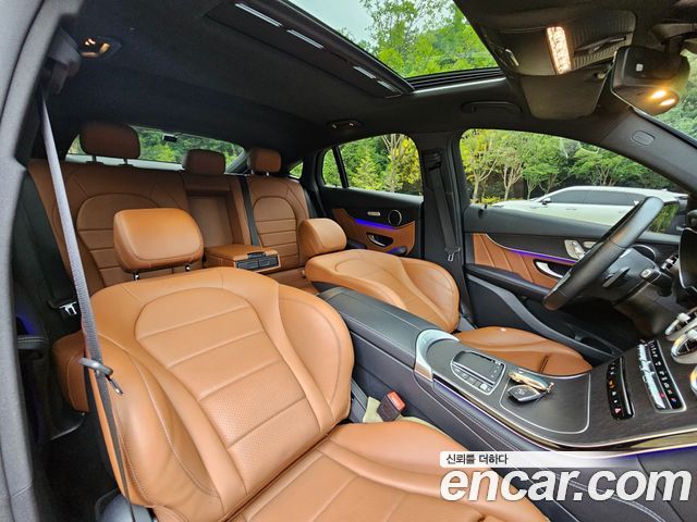 Mercedes-Benz GLC-Class GLC300e 4MATIC Coupe