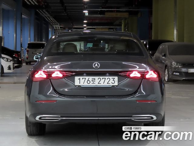 Mercedes-Benz E-Class E200 Avantgarde