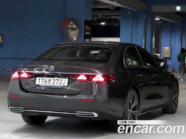 Mercedes-Benz E-Class E200 Avantgarde