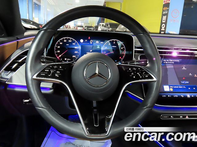 Mercedes-Benz E-Class E200 Avantgarde