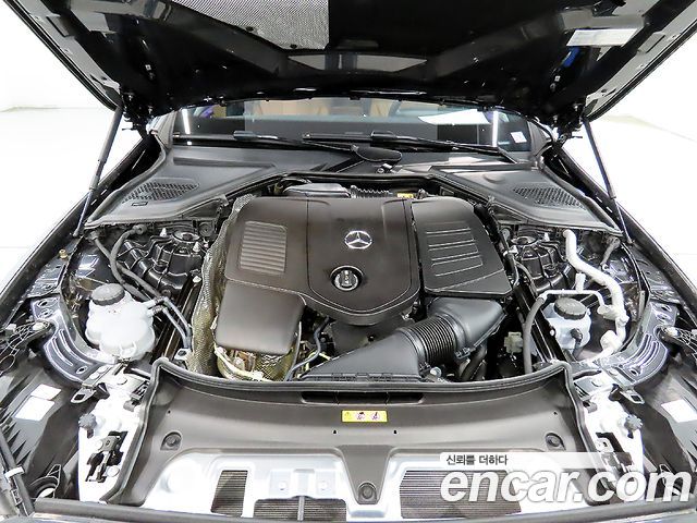 Mercedes-Benz E-Class E200 Avantgarde