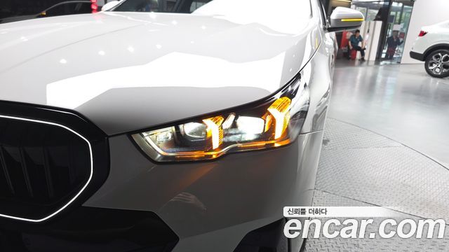 BMW 5-Series 520i M Sport