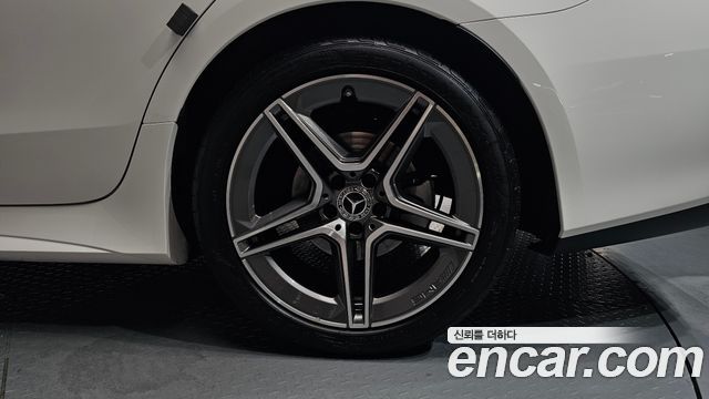 Mercedes-Benz CLS-Class CLS300d 4MATIC