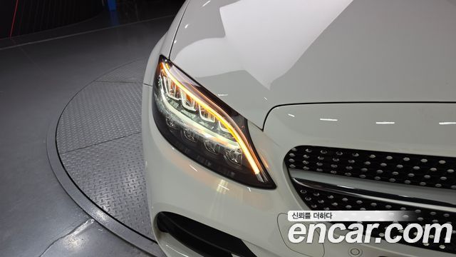 Mercedes-Benz C-Class C220 d 4MATIC AMG Line