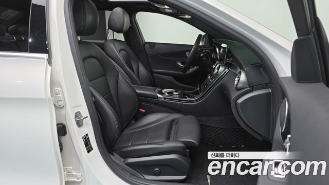 Mercedes-Benz C-Class C220 d 4MATIC AMG Line