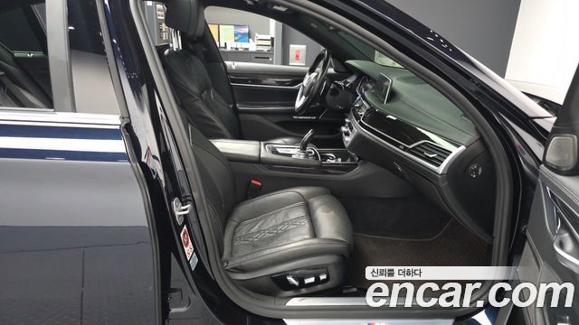 BMW 7-Series 740Li xDrive M Sport Package
