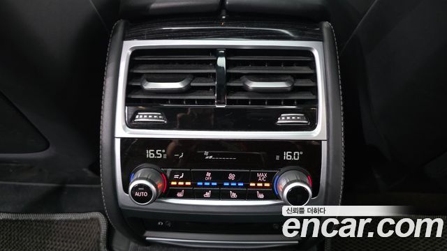 BMW 7-Series 740Li xDrive M Sport Package