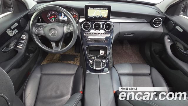 Mercedes-Benz C-Class C200