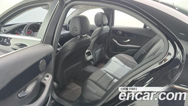 Mercedes-Benz C-Class C200