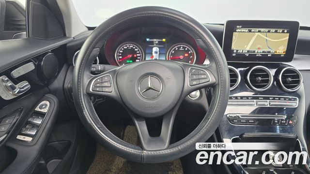 Mercedes-Benz C-Class C200