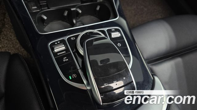Mercedes-Benz C-Class C200