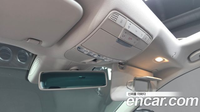 Mercedes-Benz E-Class E300 4MATIC Exclusive