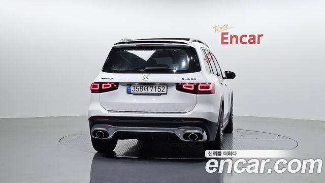 Mercedes-Benz GLB-Class AMG GLB35 4MATIC
