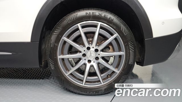 Mercedes-Benz GLB-Class AMG GLB35 4MATIC