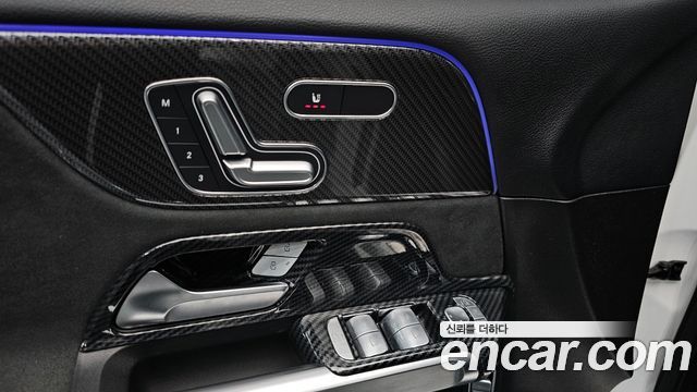 Mercedes-Benz GLB-Class AMG GLB35 4MATIC