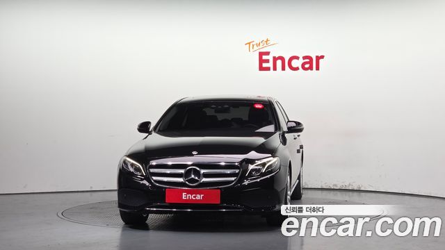 Mercedes-Benz E-Class E220d Avantgarde