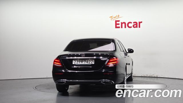 Mercedes-Benz E-Class E220d Avantgarde