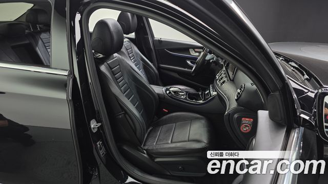 Mercedes-Benz E-Class E220d Avantgarde
