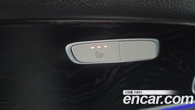 Mercedes-Benz E-Class E220d Avantgarde